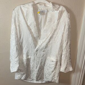 New York & Company Elegant Cream Blazer
